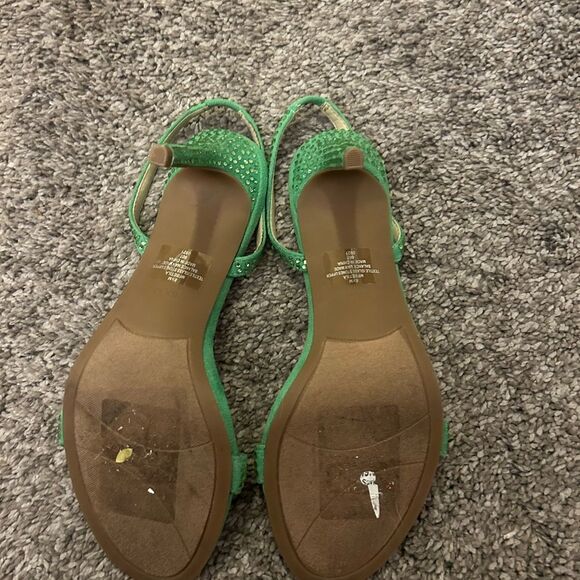 Marc Fisher Green Strappy Heels with Stiletto Rhinestone 8.5 - Picture 4 of 5